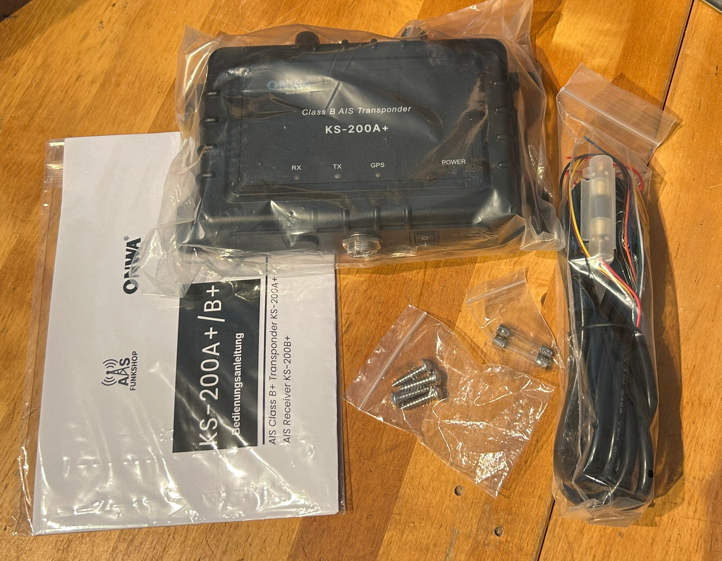 ONWA KS-200A+ NMEA-2000 & WIFI AIS-Transponder